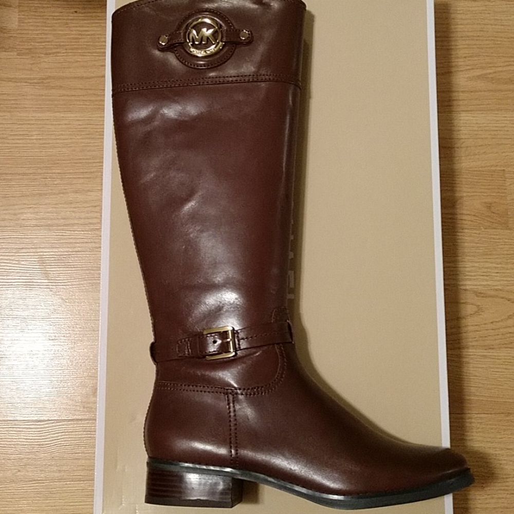Tall Boot